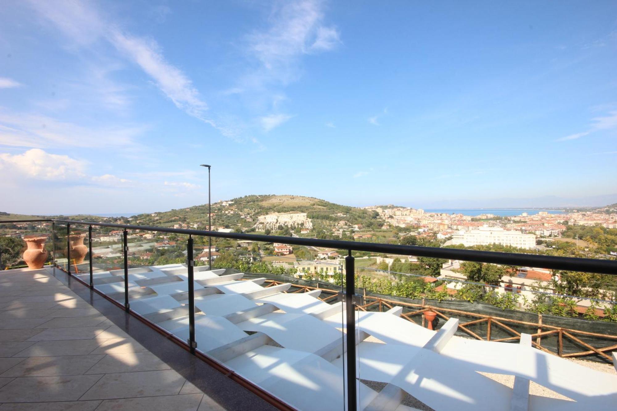 Country House Marj & Jo Resort Агрополи Экстерьер фото